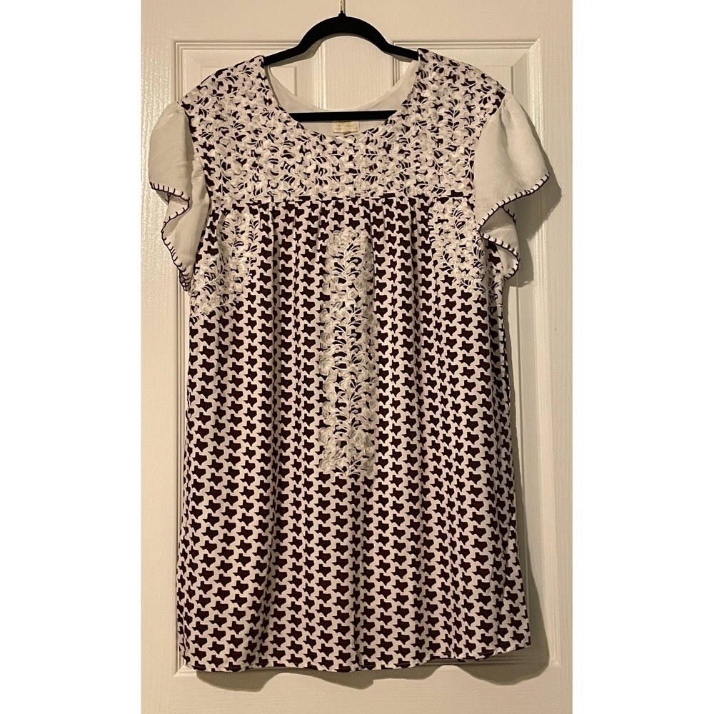 Layerz Clothing Dress Womens M Texas Print Embroidered Flutter Sleeve Shift